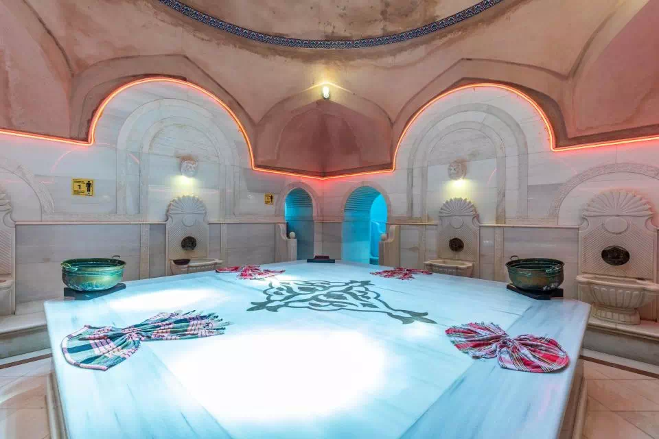 Historical Acemoglu Hammam in Vezneciler Old City - Istanbul Hamam